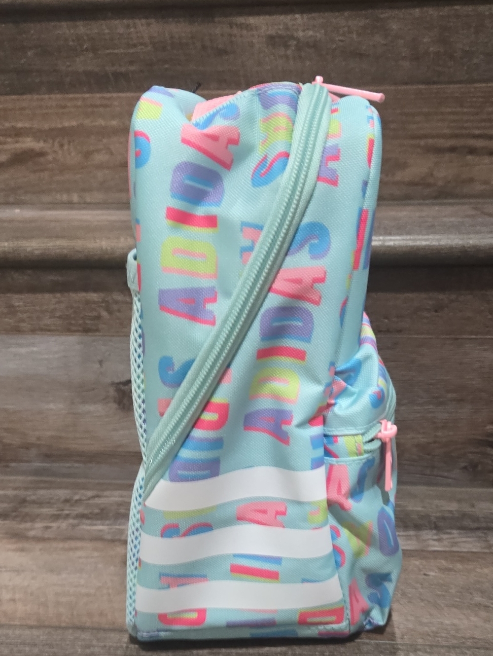 New adidas Pastel Lumch bag with Neon Multicolor Logo - Picture 3 of 4